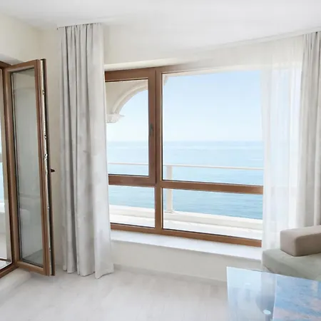 La Sea View & Beachfront * Varna