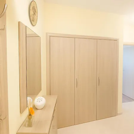 La Sea View & Beachfront Apartament