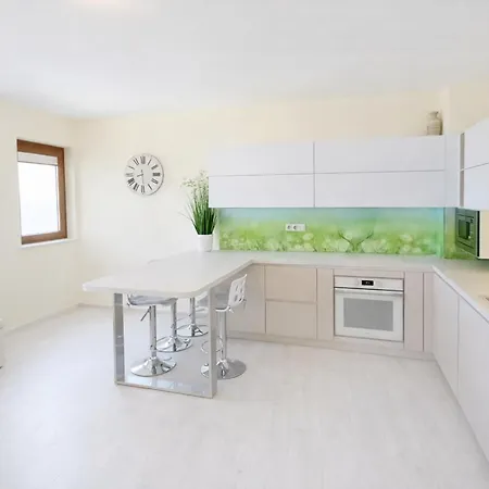 La Sea View & Beachfront Apartman Várna