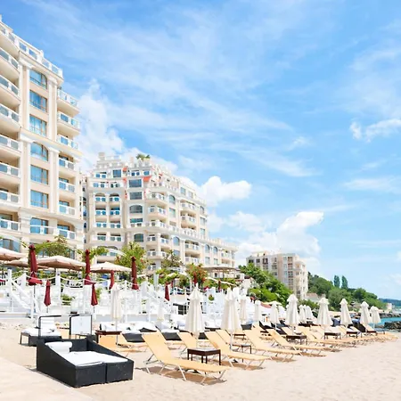 Апартамент La Sea View & Beachfront